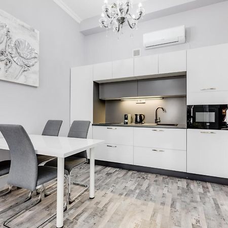 Apartment Thunovska 10 プラハ エクステリア 写真