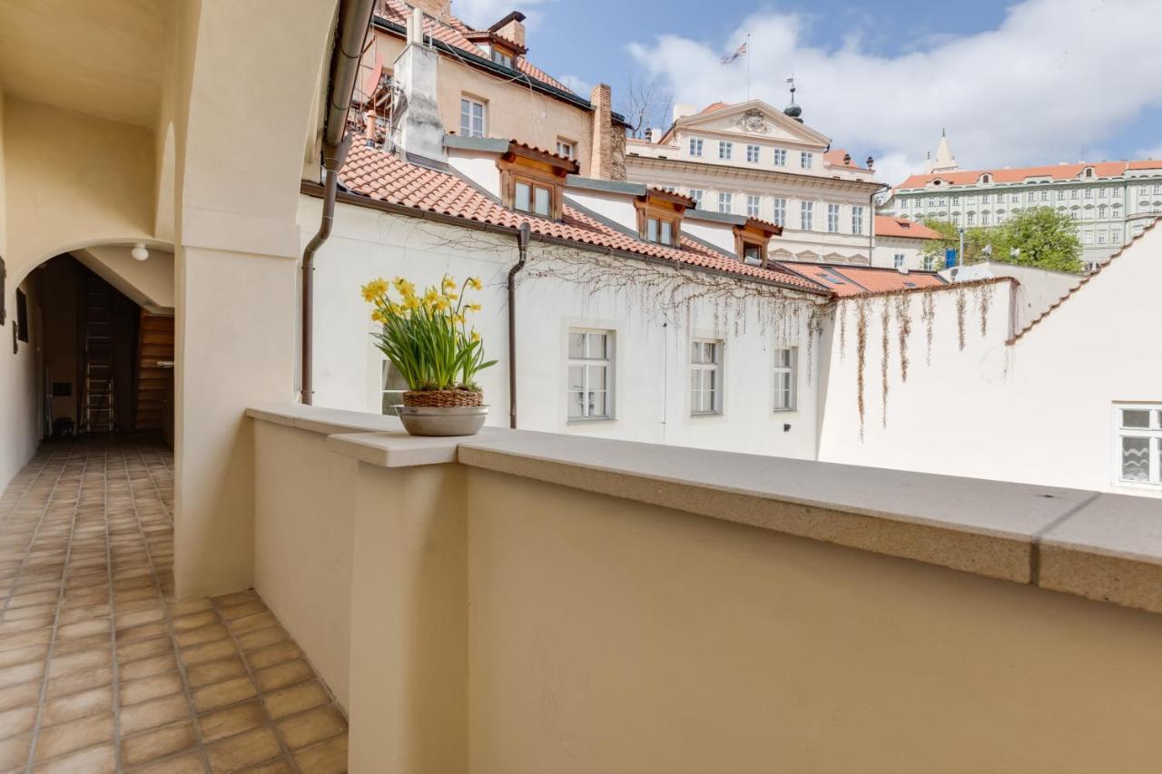 Apartment Thunovska 10 プラハ エクステリア 写真